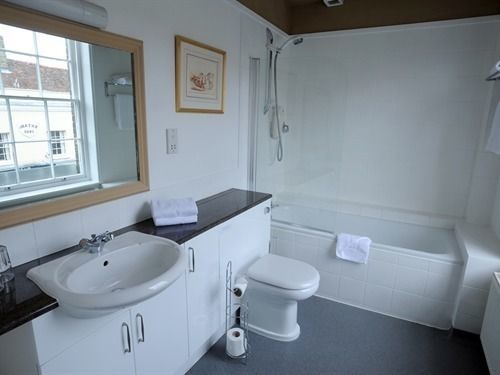 The Bell Hotel, Hotel Saxmundham
