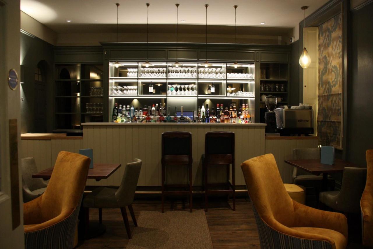The Bell Hotel, Hotel 4*